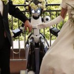 Скачать Японские роботы взялись за проведение церемоний бракосочетания