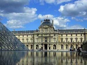 Скачать Лувр – самый посещаемый музей