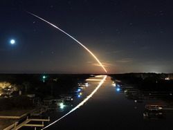 Скачать Космические корабли будут выводить в космос лазером