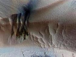 Скачать На Марсе происходят быстрые изменения на полушарии