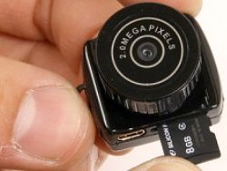Скачать Создана самая маленькая фотокамера в мире