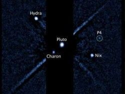 Скачать Хаббл случайно нашел новый спутник Плутона