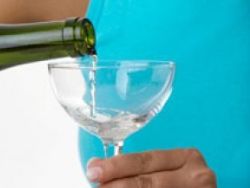 Скачать Ученые установят уровень алкоголя для беременных